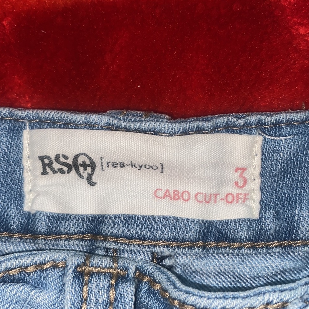 Low Rise Ripped Jean Shorts! Ruffles On Edges! - Picture 3 of 3